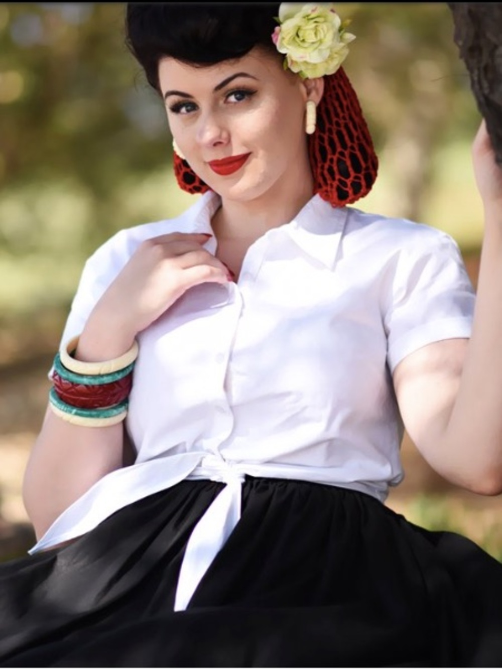NWT Ava Cropped Tie-Front blouse